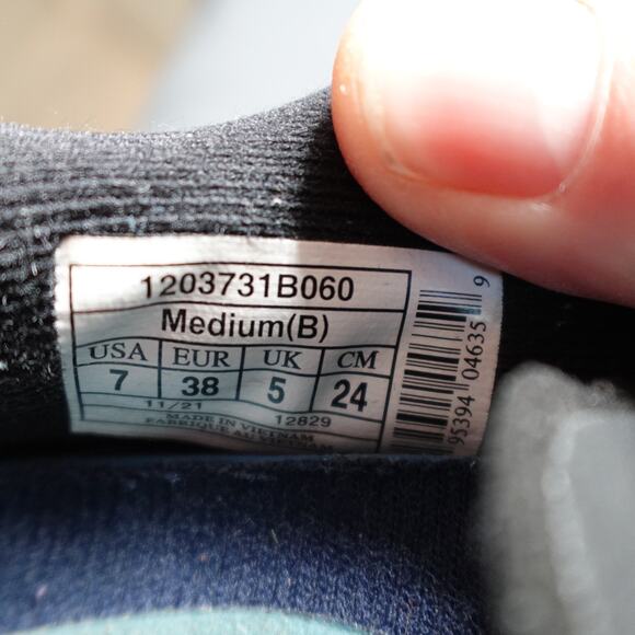 Brooks Shoes Womens Size 7 Black Purple Blue Launch 9 Athletic Running Sneakers - Picture 8 of 9